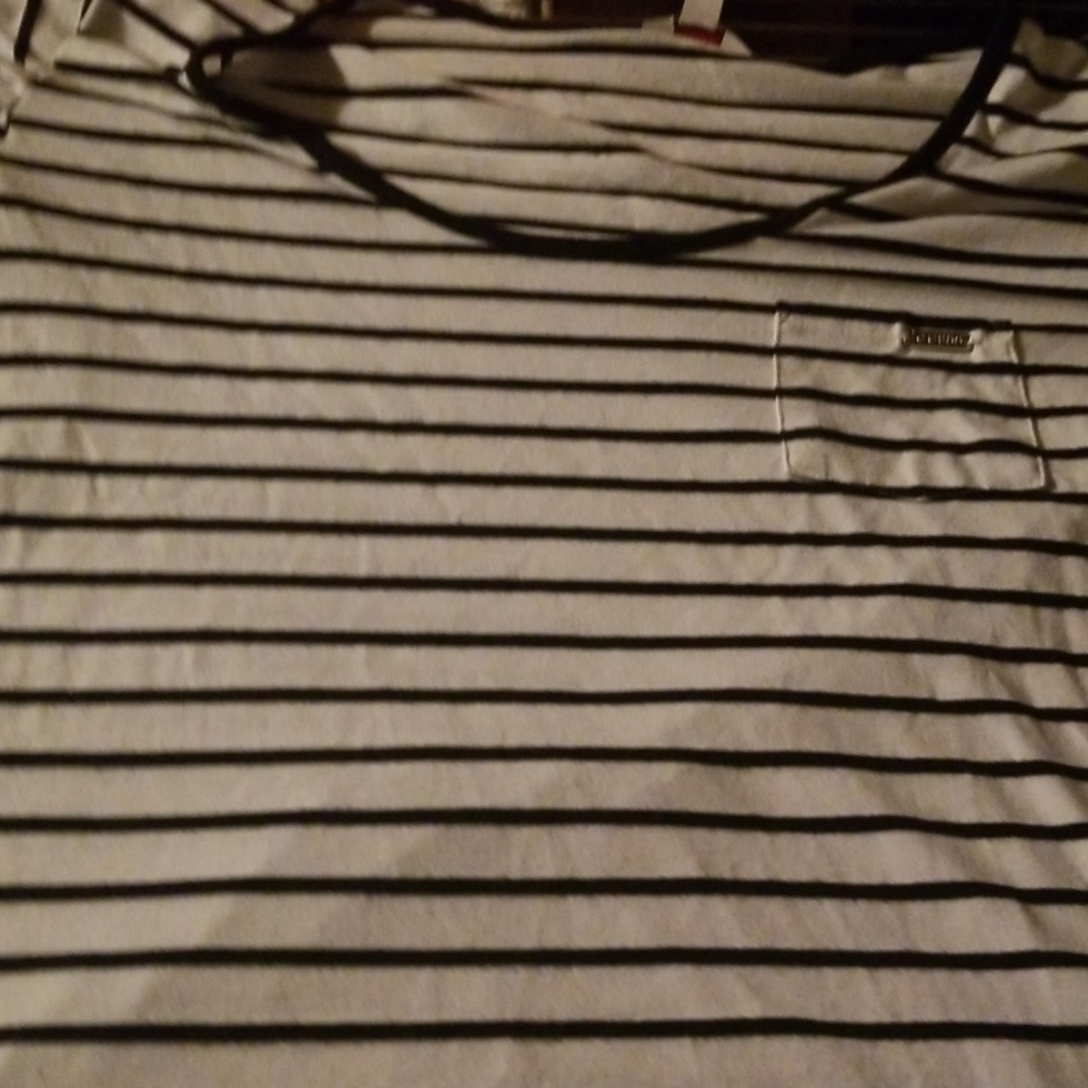 Shirt - Picture 4 of 4
